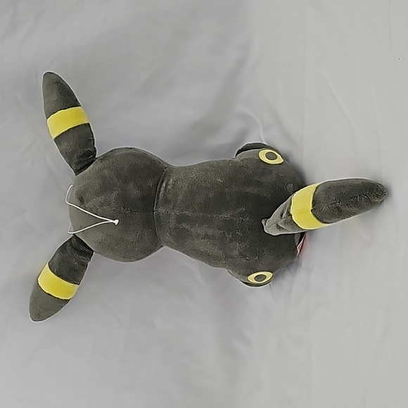 Pokémon Umbreon Plushie - Picture 2 of 3